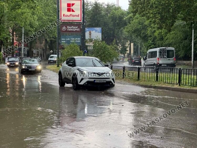 Порой и градушка сковаха Хасково
