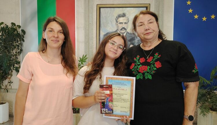 Славейковци с нови награди от конкурси