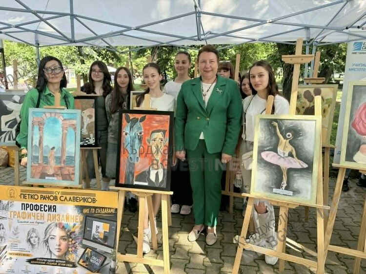 Професионалните гимназии в региона представиха професии и възможности,интересът бе голям