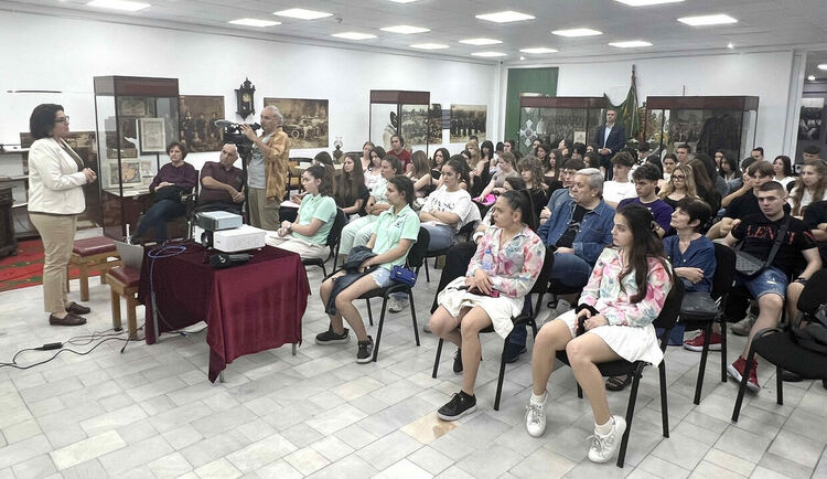 Преподаватели от Историческия факултет на СУ &bdquo;Св. Кл. Охридски&ldquo; се срещнаха с ученици от Хасково