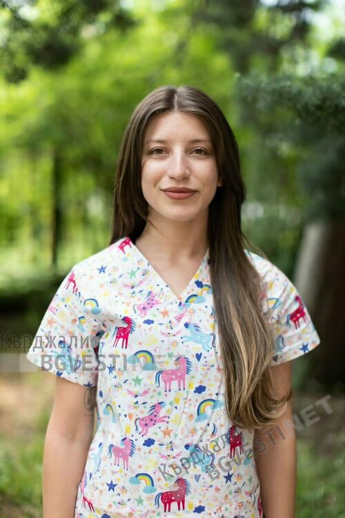 Есра Мустафа