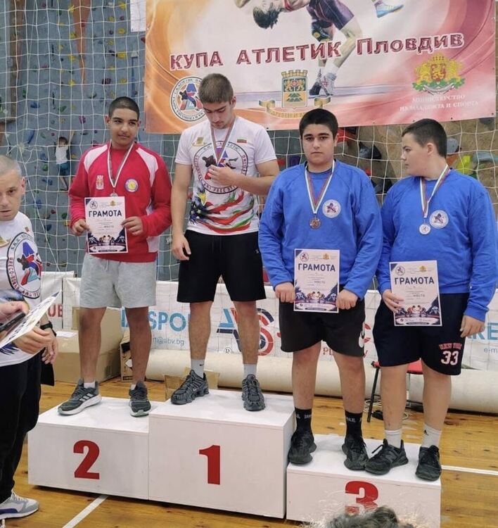 Хасковските класици с куп медали от три поредни турнира по борба