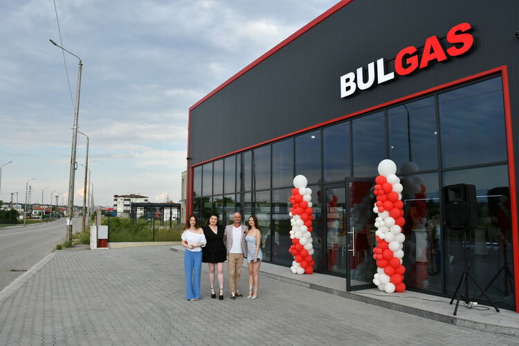 BULGAS отвори модерна търговска база и шоурум в Хасково