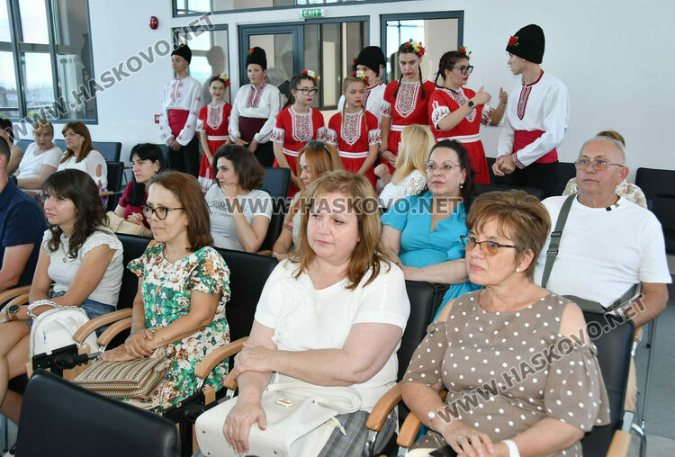 Мост между България и Африка: Хасково и Дуала 1 вече са побратимени общини