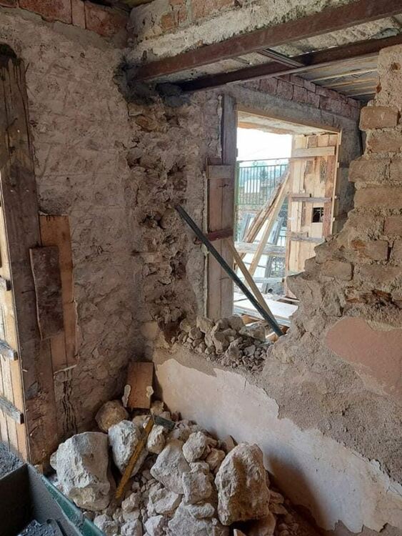 Спор между собственик и Община Хасково за законността на строителни дейности