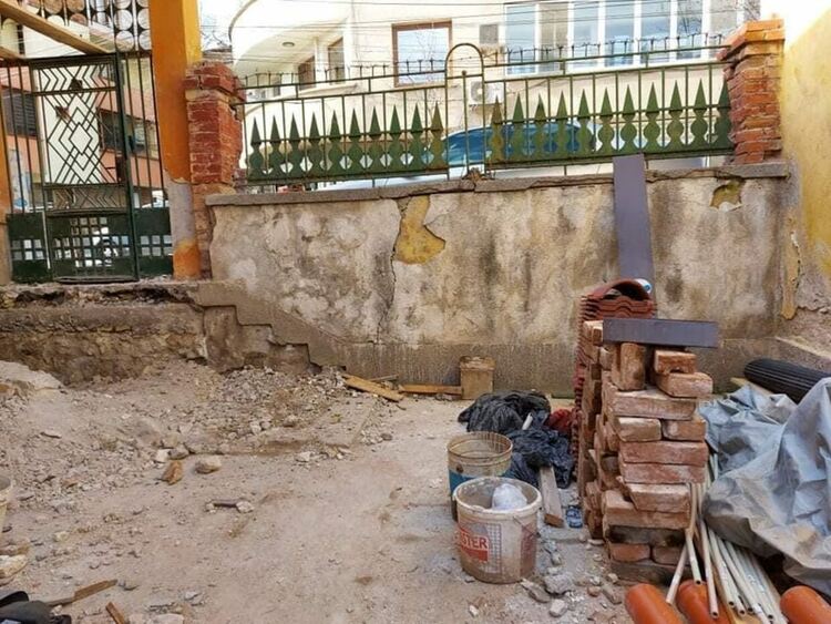Спор между собственик и Община Хасково за законността на строителни дейности