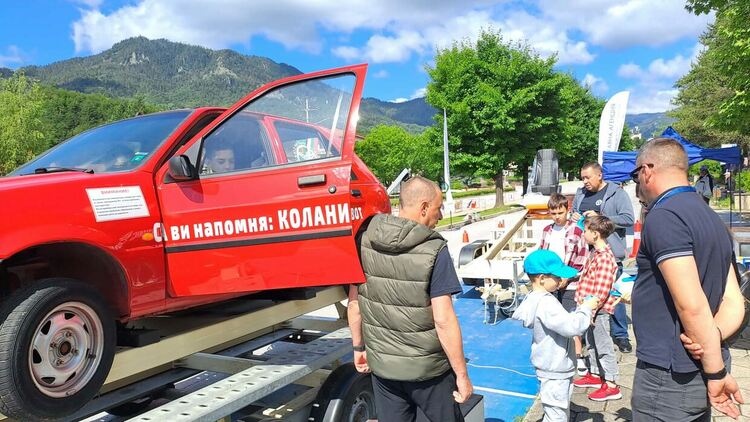 Най-добрите млади шофьори на България премерват сили в Смолян (Галерия) 