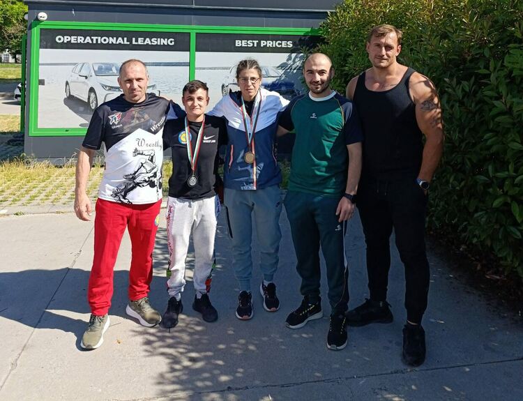 Стилиян Илиев и Георги Иванов ликуваха на Държавния шампионат по борба 