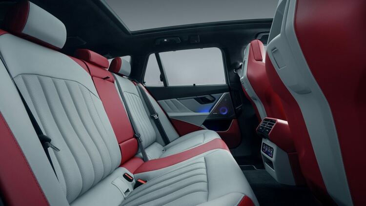Bovensiepen 05 GT прилича на обикновено BMW, но е суперкомби с 800 &bdquo;коня&ldquo; и 1100Nm