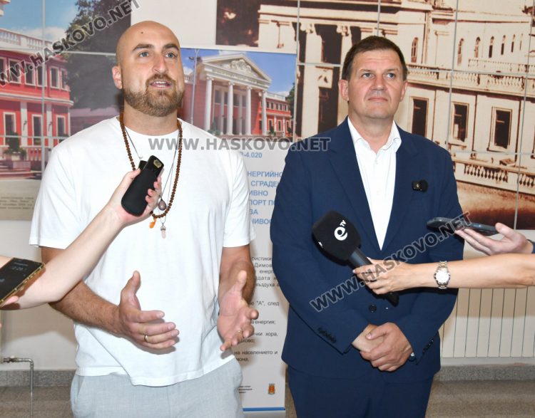 Ремонтираният театър в Хасково е сбъдната мечта за трупата 