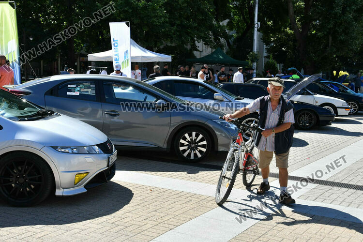 Хасково събра фенове на Honda за националната автомобилна среща
