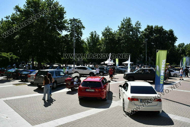 Хасково събра фенове на Honda за националната автомобилна среща