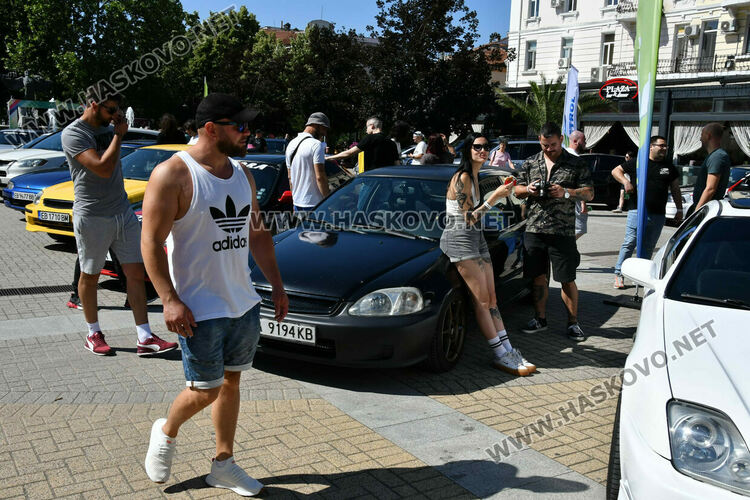 Хасково събра фенове на Honda за националната автомобилна среща