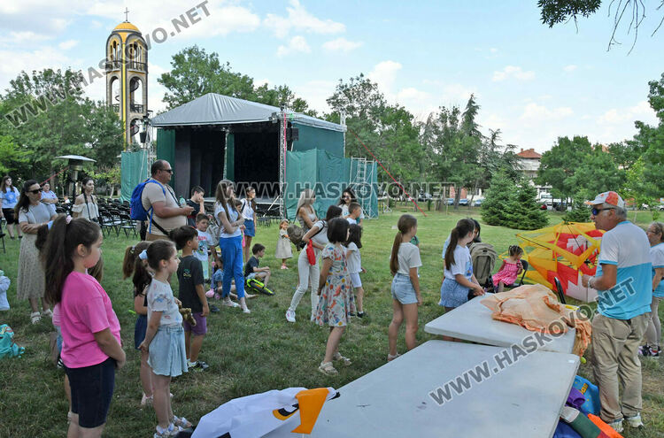 Детски смях и хвърчила превзеха парк &bdquo;Ямача&ldquo;