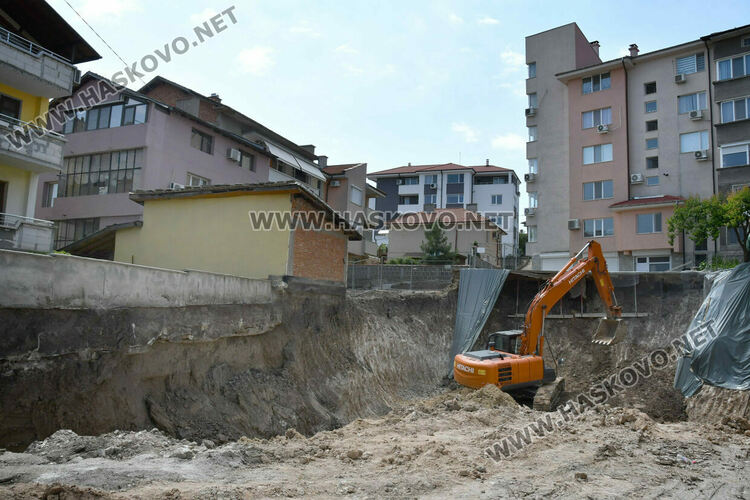 Строеж на нова кооперация разтревожи жителите на улица &bdquo;Гоце Делчев&ldquo; в Хасково