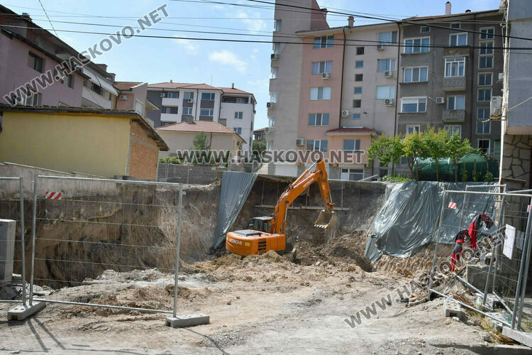 Строеж на нова кооперация разтревожи жителите на улица &bdquo;Гоце Делчев&ldquo; в Хасково