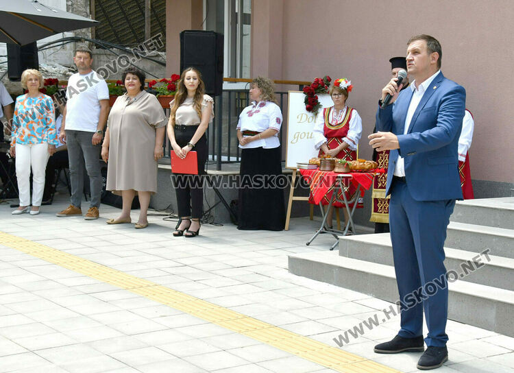 Откриха новия Дом за стари хора в &bdquo;Кенана&ldquo;