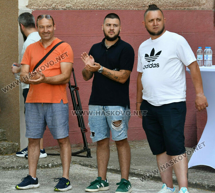 18 шофьори от цялата страна участваха в състезание по майсторско управление на автомобил в Хасково