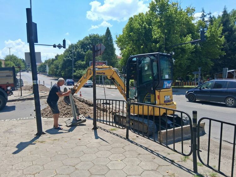 ВиК-Хасково: Очаква се тази вечер да бъде пусната вода по новата временна връзка
