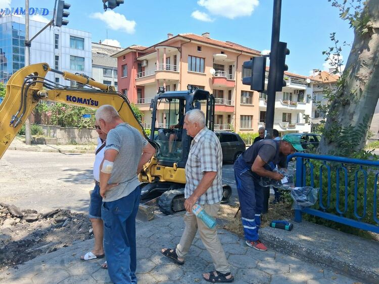 ВиК-Хасково: Очаква се тази вечер да бъде пусната вода по новата временна връзка