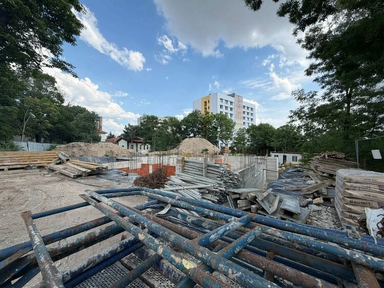 Напредва строителството на новия център по изкуствата в ПМГ&nbsp;&ndash; Хасково