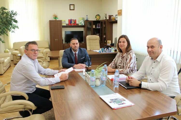 Снимка Областна администрация Хасково