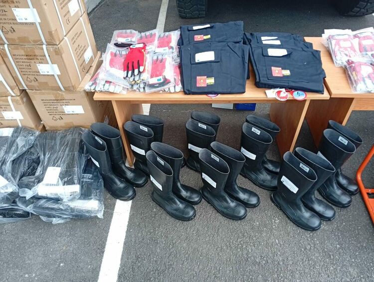 Пожарната в Димитровград получи защитна екипировка и оборудване за пожарникари и доброволци 