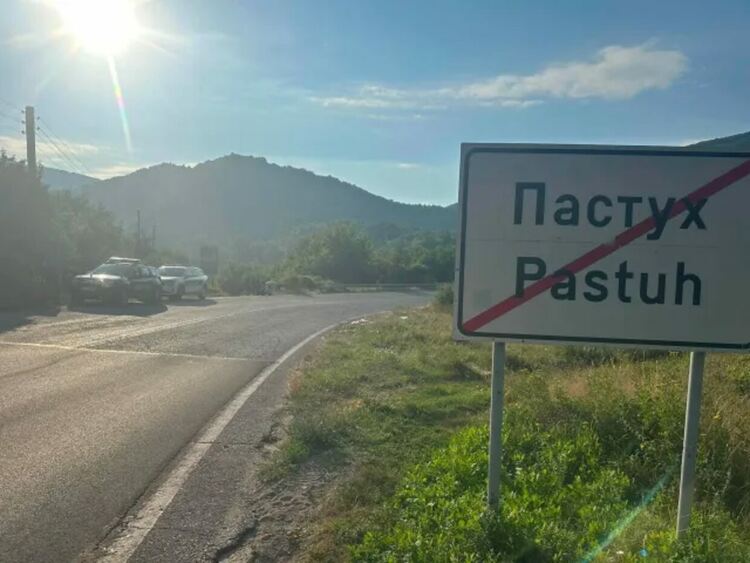 Трагедията в река Струма: Продължава издирването на второто дете 