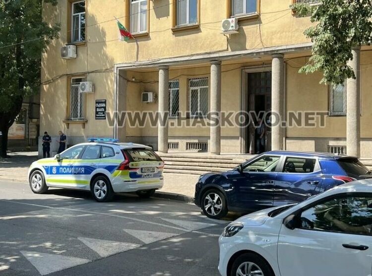 Бомбената заплаха: &bdquo;След два часа ще летите на парчета&ldquo; 