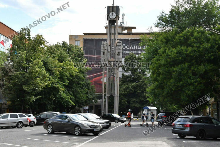 Нови табели затвърждават забраната за движение на велосипеди и тротинетки в пешеходните зони на Хасково