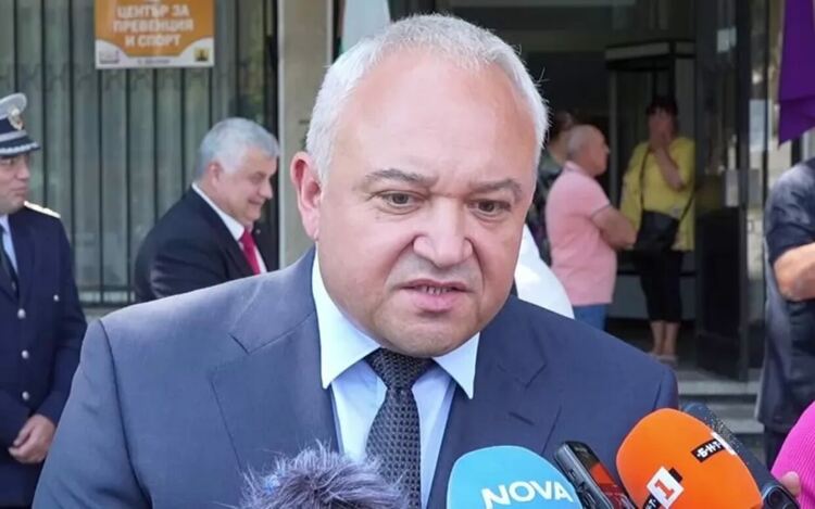 Иван Демерджиев счита, че варненската полиция не действа както трябва по случая.