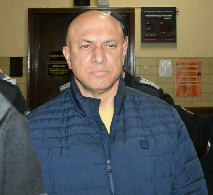 Остават 18 дни да обвинят Янко Полицая в опит за убийство или да го освободят