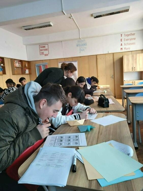 ПГТАТ &bdquo;Н. Й. Вапцаров&ldquo; реализира проекта &bdquo;Учим заедно, заедно успяваме&ldquo; за развитие на учениците