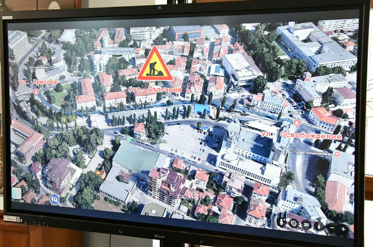 Започва преасфалтирането на бул. &bdquo;България&ldquo;, има промени в движението и градския транспорт