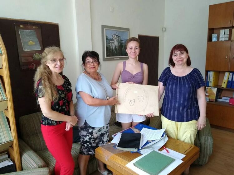 Архивът на Севдалина Панайотова влезе в Държавен архив &ndash; Смолян