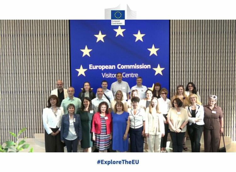 Преподавател от ПГ по туризъм участва в работно посещение на институциите на ЕС в Брюксел