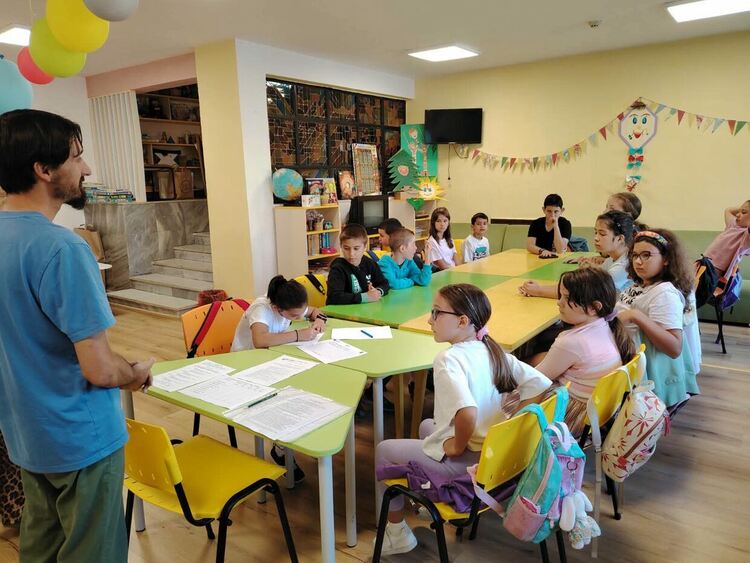 Деца учат повече за природата в ателие &bdquo;Млад откривател&ldquo; в библиотеката в Смолян