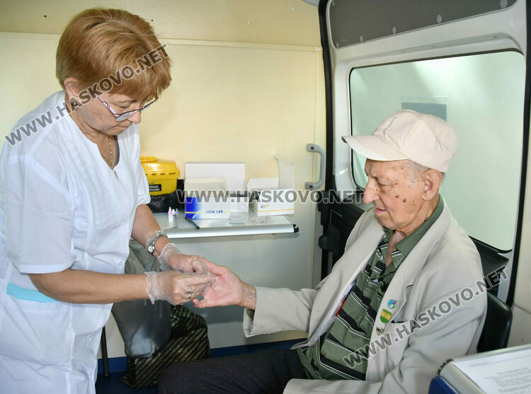 Изследват безплатно за хепатит в Хасково днес