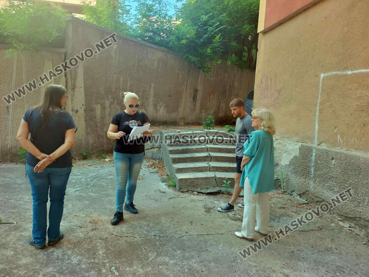 Община Хасково започна спешна проверка след сигнал за компрометирана подпорна стена 