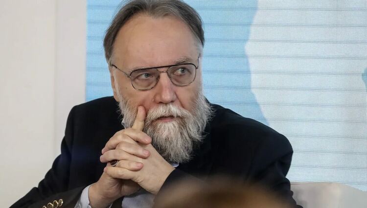 Александър Дугин