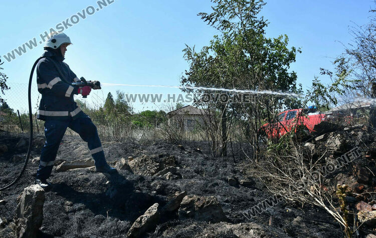 14 глобени за пожари в Хасковско, предстоят дни с висок риск