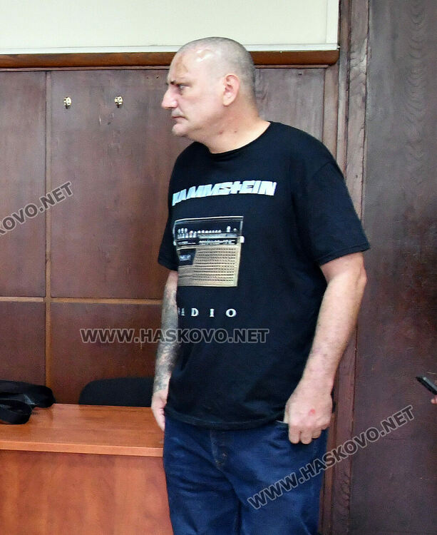 Условна присъда и глоба за хасковлия, умъртвил кучето на съседите си по особено мъчителен начин