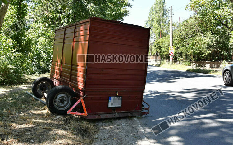 Ремарке се потроши по неравностите на бул. "Илинден"