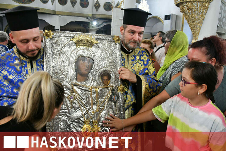 Митрополит Николай ще отслужи богослужение пред иконата &bdquo;Златна ябълка&ldquo; в Хасково