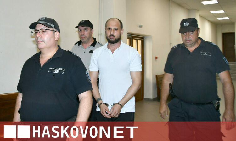 Съдът в Хасково остави в ареста турски гражданин с присъда за сексуално насилие над дете и нощно проникване в жилище