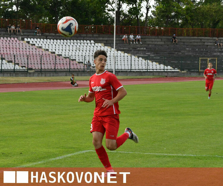 ОФК &bdquo;Хасково&ldquo; стартира новия сезон с победа над &bdquo;Гигант&ldquo;