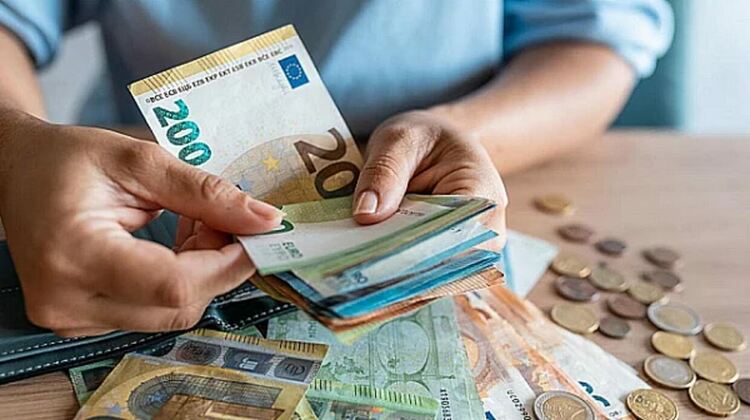 Обрат с минималната заплата от 1 януари