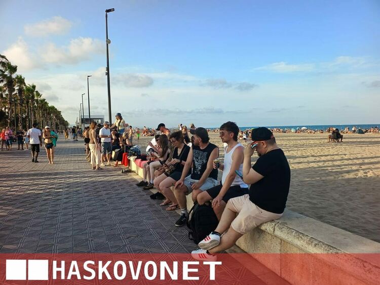 Милиони в очакване на слънчевото затъмнение в Западна Европа 
