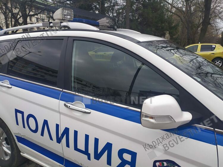 Три катастрофи за ден в Кърджалийско,шофьор пострада
