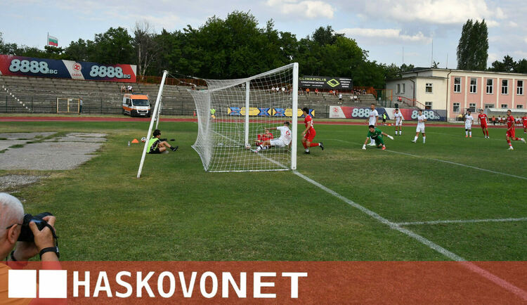 &bdquo;Хасково&ldquo; и &bdquo;розите&ldquo; не се победиха